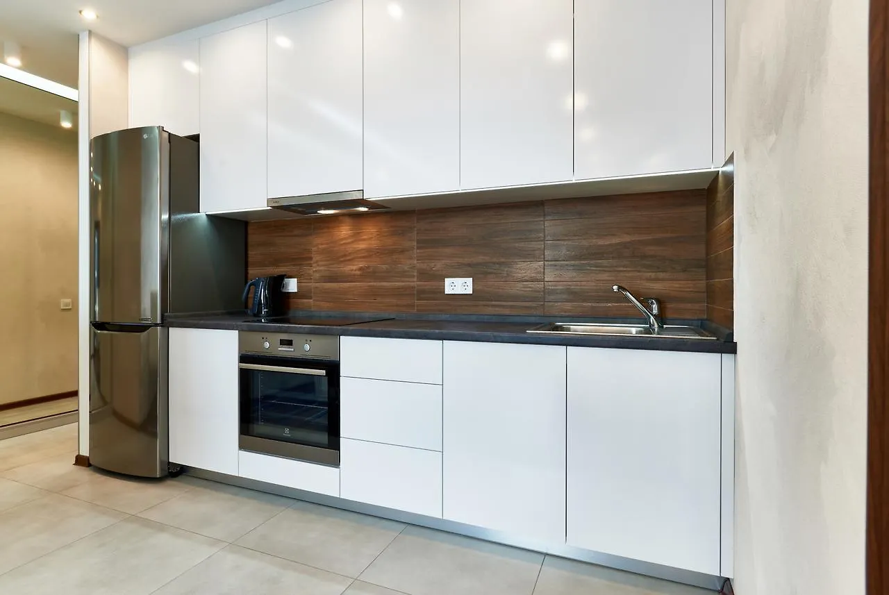 Apartment Near Lukyanovka Square Kyiv