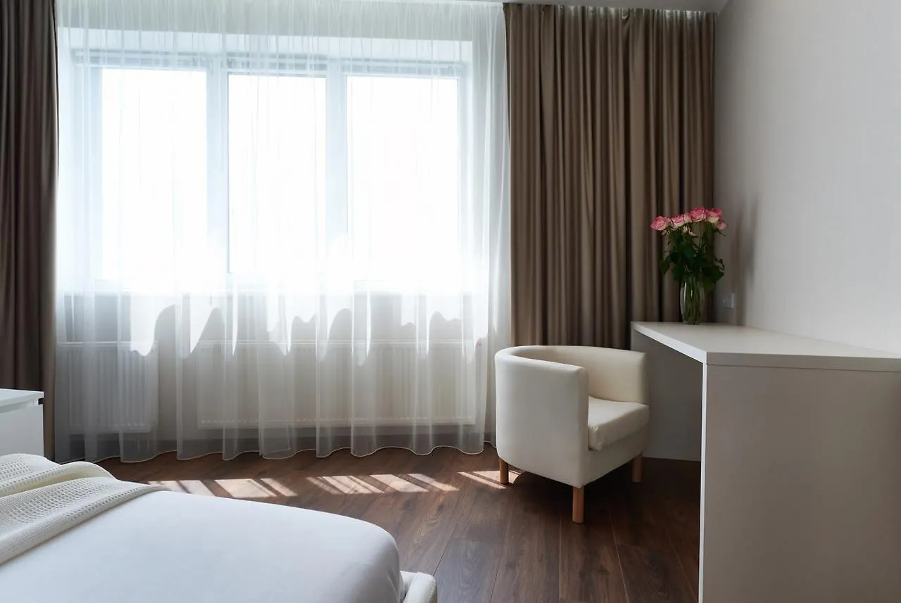 Apartment Near Lukyanovka Square Kyiv