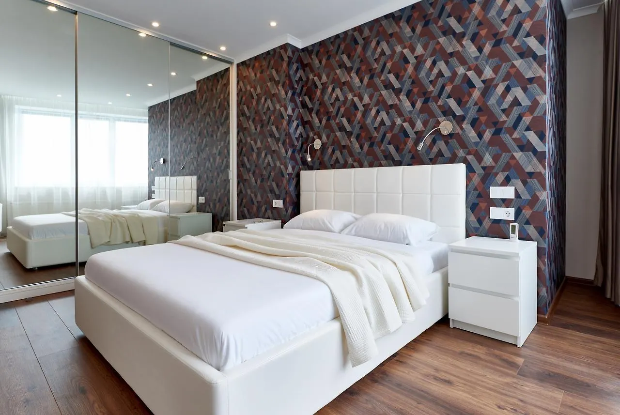 Apartment Near Lukyanovka Square كييف